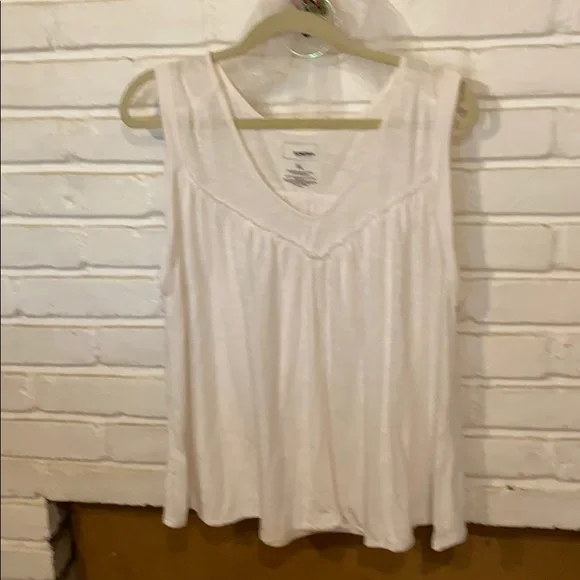 Tank top - Picture 1 of 3